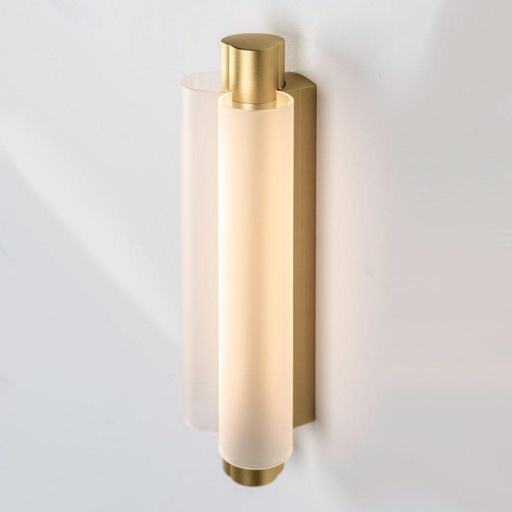 Trifoliate Integrated LED Wall Light / ∅ 4.8″ x H 15″ / Dia 11cm x H 38cm / Gold & Frosted White / Cold Light